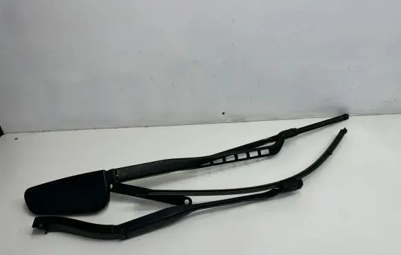 Mercedes-Benz GLE (W166 - C292) Windshield/front glass wiper blade A1648240149 24029028