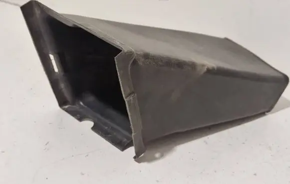 BMW 3 E36 Air intake duct part 51718156252 8156252 51718156254