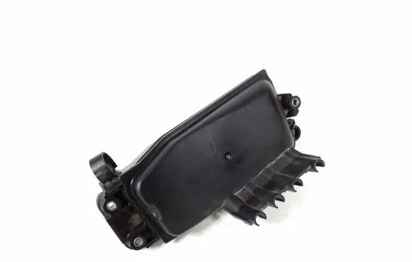 Mercedes-Benz C W205 Other engine bay part A6510700868
