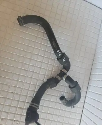 Audi Q3 8U Engine coolant pipe/hose 5N0122157BP AC149269