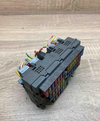 Citroen Berlingo Fuse module 9568205480