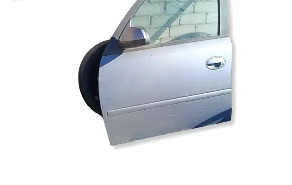 Opel Meriva A Front door 