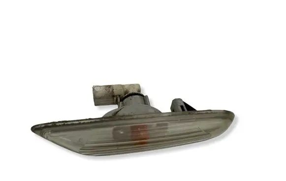 BMW 3 E90 E91 Front fender indicator light 7253326
