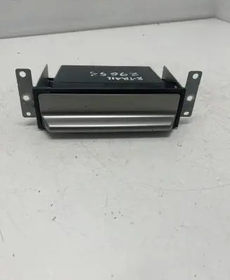 Nissan X-Trail T30 Glove box 68475WL000