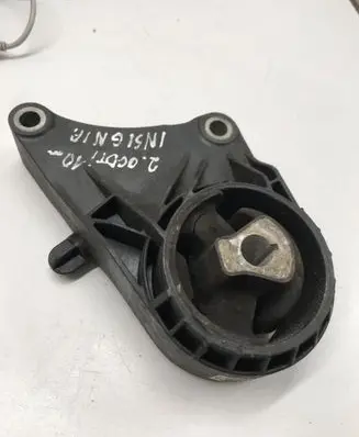 Opel Insignia A Engine mount bracket 230005