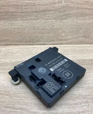 Mercedes-Benz E W211 Door control unit/module 2118201626 356806