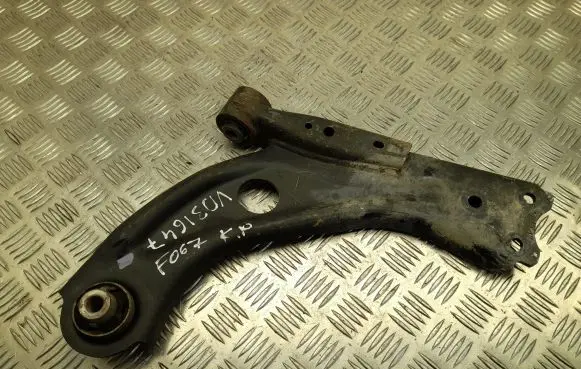 Opel Combo E Front lower control arm/wishbone 08138523