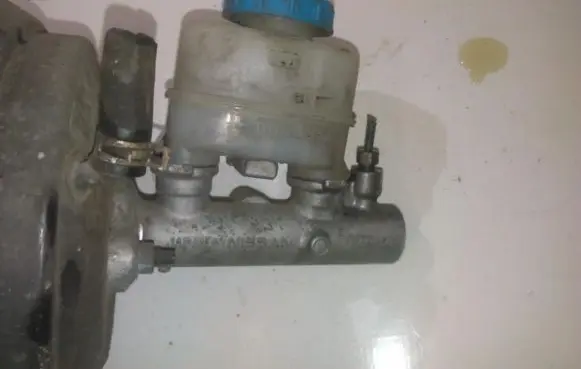 Nissan Primera Master brake cylinder