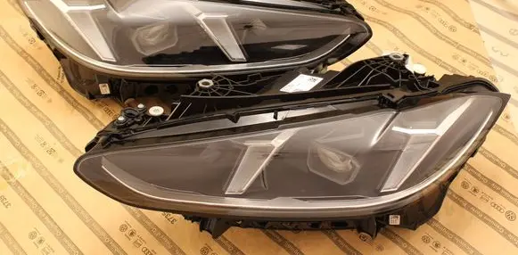 BMW 4 G22 G23 G24 G26 Headlights/headlamps set 5A3B2F4 5A3B2F3