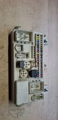 Volvo V50 Fuse module 8690719 519096119