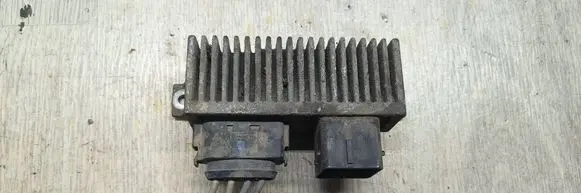 Renault Laguna III Glow plug pre-heat relay 8200558438A