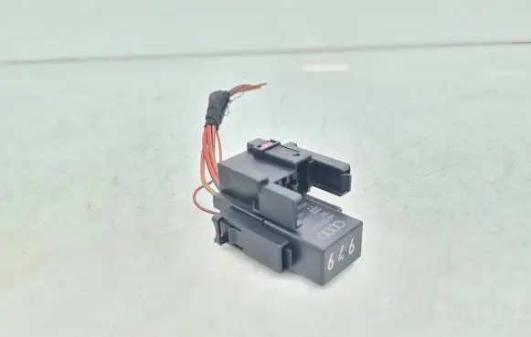 Audi A1 Other relay 4H0937529 4H0951253C 646