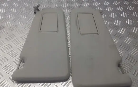 Ford C-MAX I Sun visor