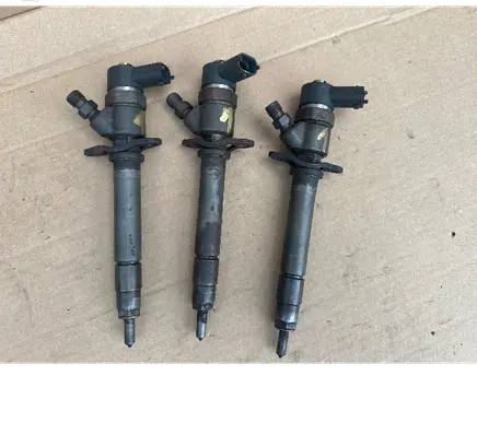 Volvo XC70 Fuel injectors set 8658351 15322