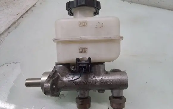 SsangYong Rexton I Brake booster BM1110972
