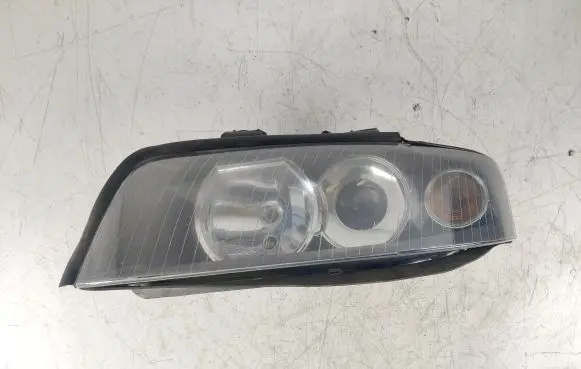 Audi A4 S4 B6 8E 8H Headlight/headlamp