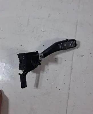 Volkswagen Caddy Wiper control stalk 1K0953519J
