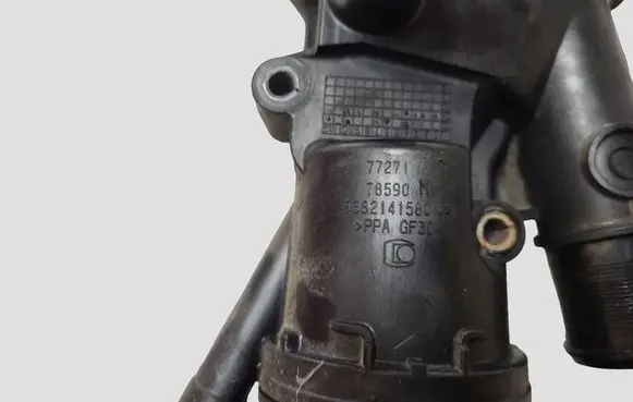 Citroen C5 Thermostat/thermostat housing 9682141580