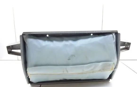 Volvo S40, V40 Passenger airbag