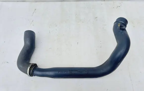 Volvo V70 Intercooler hose/pipe 8624887 7321