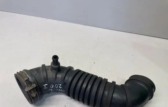 Mitsubishi L200 Air intake hose/pipe MR127412