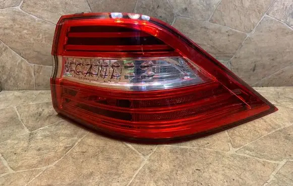 Mercedes-Benz ML W166 Rear/tail lights A1669063501