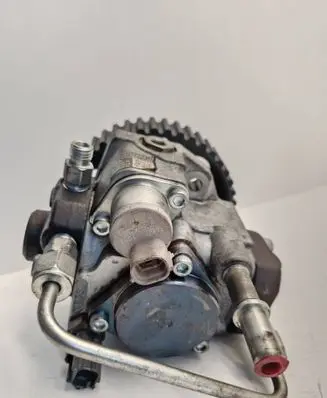 Opel Meriva B Fuel injection high pressure pump 8980924670 98092467 01569