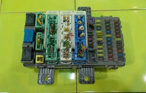 Honda Civic Fuse box set 37842RN BEZPIECZNIKOW