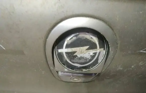 Opel Omega B1 Tailgate exterior lock 