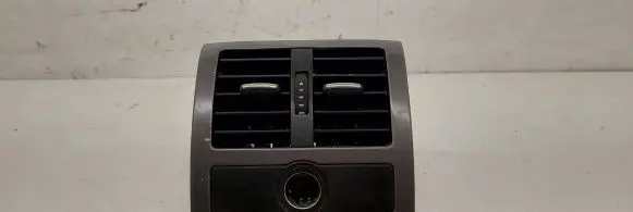 Audi A6 S6 C5 4B Rear air vent grill 4B0819203 AT7H510