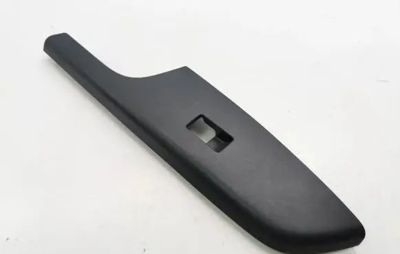 Honda CR-V Front door interior handle trim 