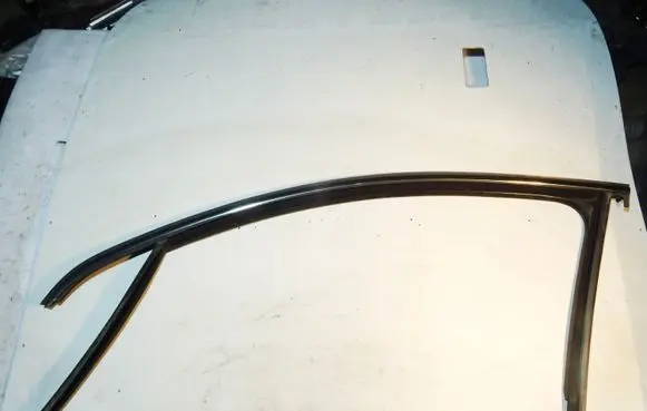 Volkswagen PASSAT B7 Rubber seal front coupe door 34837431 34837431F