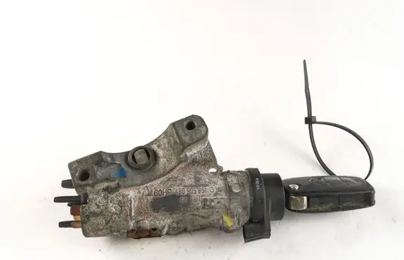 Audi A4 S4 B6 8E 8H Ignition lock 4B0905851G