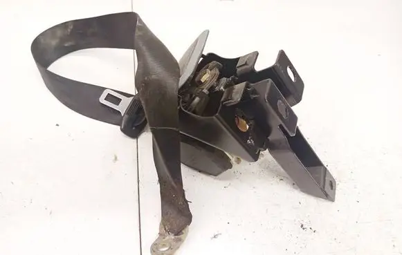 Skoda Superb B5 (3U) Middle seatbelt (rear) 3B0857863A