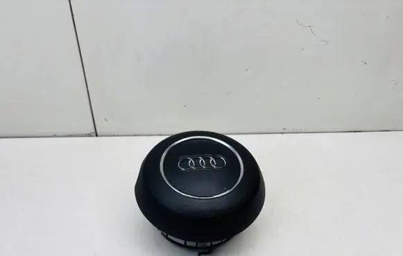 Audi A1 Steering wheel airbag 8X0880201C