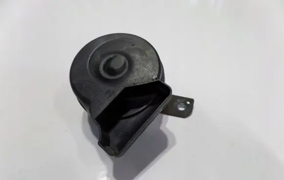 Mercedes-Benz E W210 Horn signal A0045429020