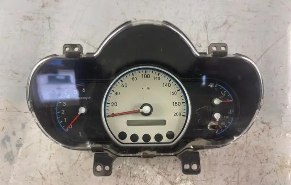 Hyundai i10 Speedometer (instrument cluster)
