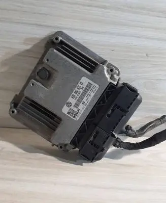 Volkswagen Golf Plus Engine control unit/module 03G906021KP 0281013232