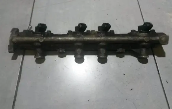 Renault Megane I Fuel main line pipe 867867 857013