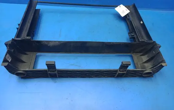 BMW 7 E65 E66 Radiator trim 2248481 10519311 1711224848109