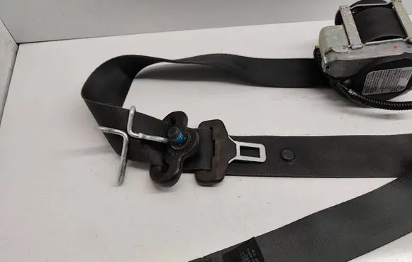 Ford Grand C-MAX Front seatbelt AM51R61295ADW 616090600 615874900
