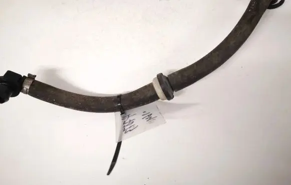 Volvo S60 Engine coolant pipe/hose