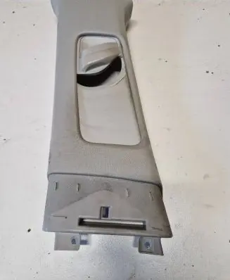 Toyota Avensis T270 (B) pillar trim (top) 6242005030 6281T