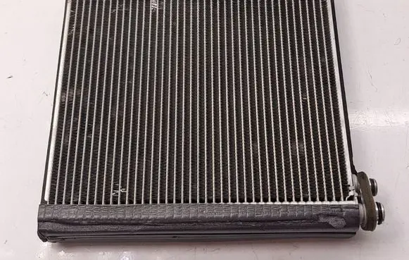Toyota Corolla Verso AR10 Air conditioning (A/C) radiator (interior) 8850105080