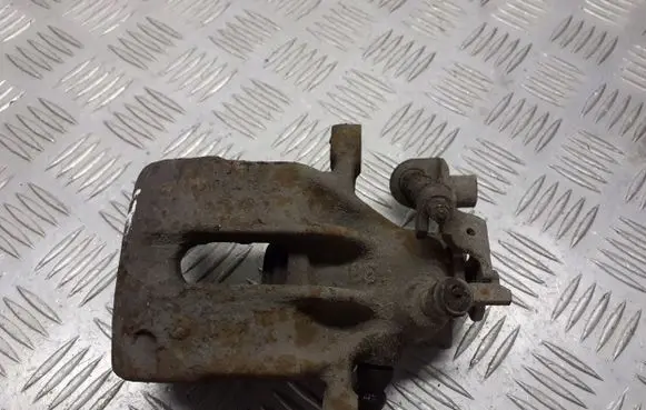 Volkswagen PASSAT B4 Rear brake caliper