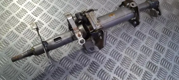 Nissan Almera N16 Steering wheel axle