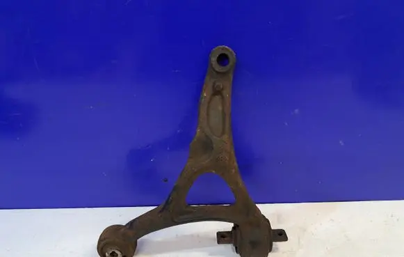 Volvo XC90 Front lower control arm/wishbone 36050809