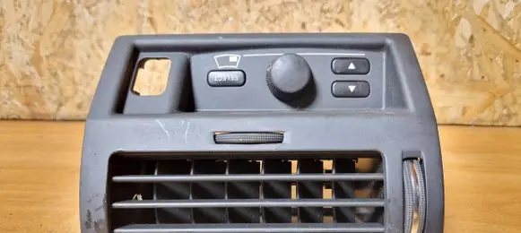 Citroen C6 Dashboard side air vent grill/cover trim 9651683477 15309306 28l6