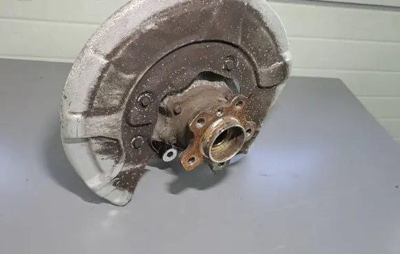BMW X5 G05 Rear wheel hub 22376110