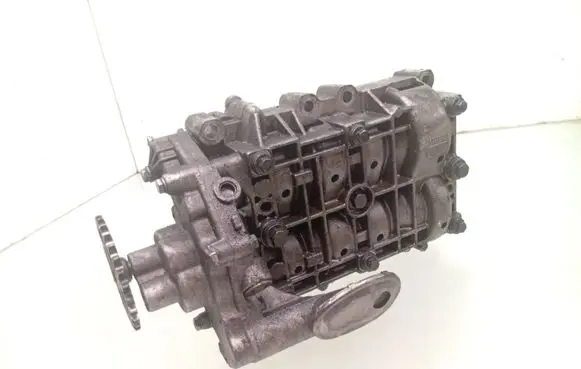Peugeot 607 Oil pump 9636898380 9636898580